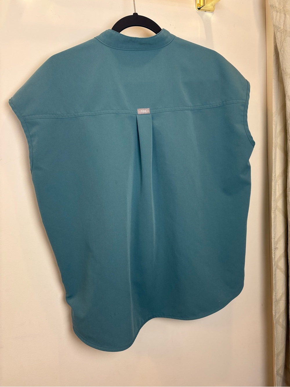 Figs Hydrogreen Rafaela Scrub Top - Picture 2 of 5
